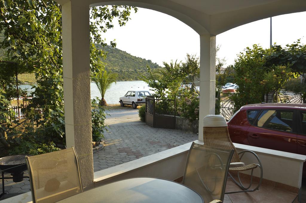Holiday House Maja Podglavica Exterior foto